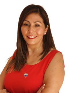 Yenny Fritis - RE/MAX - PREMIER