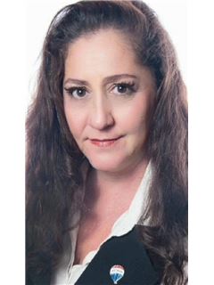 Ana Julia Kloeppel - RE/MAX EXCEL