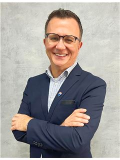 Jose Ritter Benitez - RE/MAX KASA