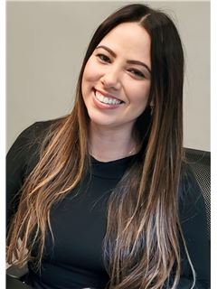 Juliana Calarga - RE/MAX TERRA I