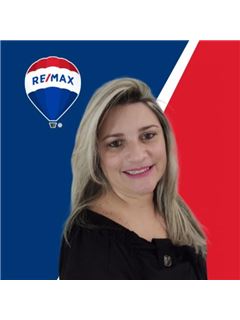 Viviane Cristina Costa de Oliveira - RE/MAX MAMEDE