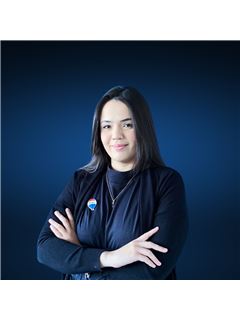 Agent - Thais Bezerra de Souza - RE/MAX GIGANT8