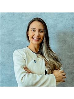 Caroline Dos Santos Magalhaes - RE/MAX KASA