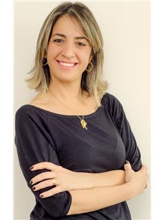 Alessandra Hendler Maier - RE/MAX STUDIO 76