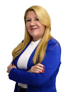 Marlene Liza - RE/MAX GOL II