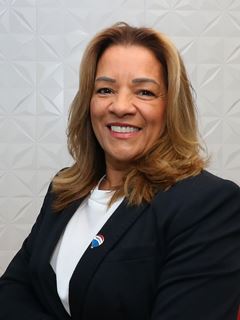 Eliane Ribeiro - RE/MAX TRIO