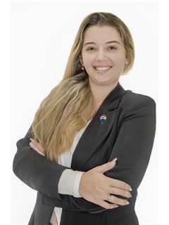 Broker/Owner - Isadora Bohlke - RE/MAX OBEN