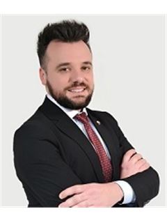 Jeff Brito - RE/MAX NH BROKERS