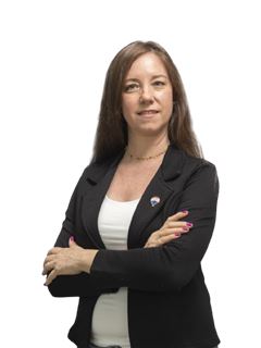 Camila Arnosti Zapone - RE/MAX AZUL I