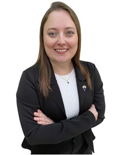 Laura Bianco Cesar - RE/MAX AZUL I