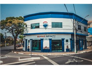 Escritório de RE/MAX INFINITY - Atibaia