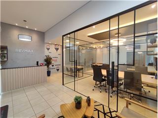 Escritório de RE/MAX ATIVA II - Limeira